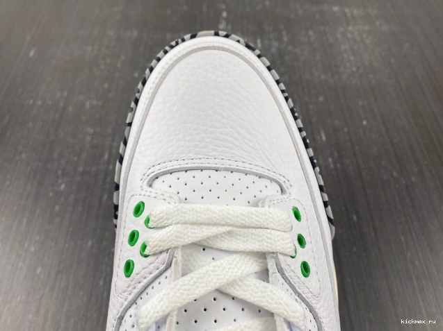 Rep 3 Lucky (W) CK9246-136 Jordan Green Retro 0630